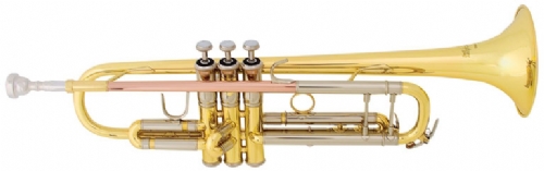 BACH TRUMPETA Bb TR 650 D